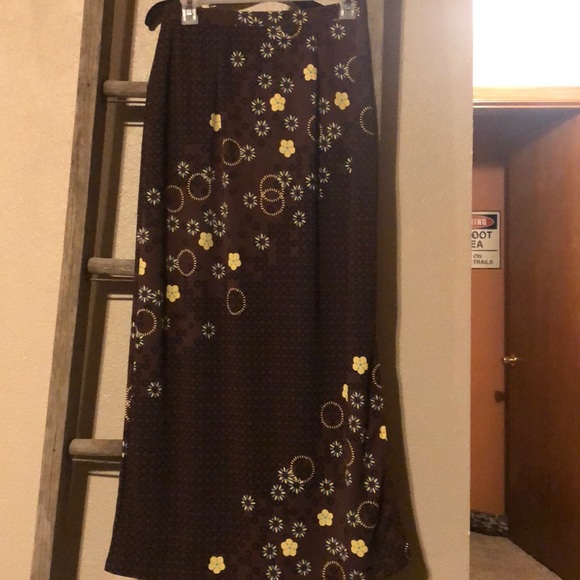 Maxi skirt - Picture 2 of 5